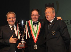Andrea Balleri Miglior Sommelier d'Italia 2013 con il Presidente Nazionale AIS Antonello Maietta e il Presidente AIS Toscana Osvaldo Baroncelli