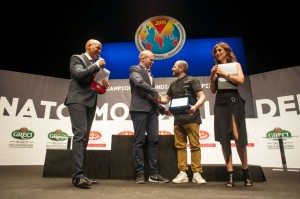 Federico De Silvestri riceve il Premio Aceto Balsamico di Modena IGP al Campionato Mondiale della Pizza