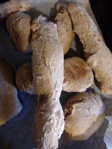 Pane con farina di sorgo e farina integrale
